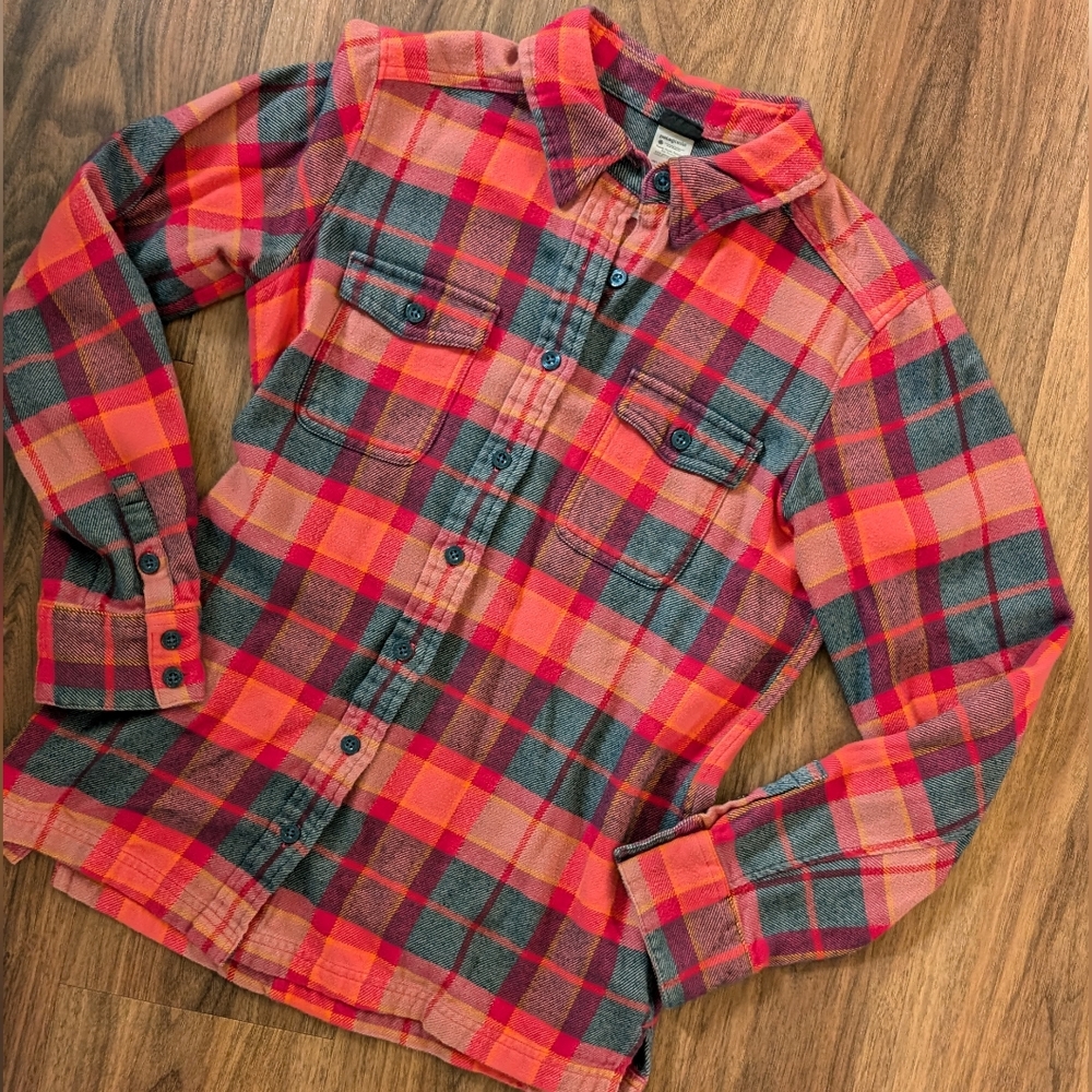Patagonia | Flannel Button-Up